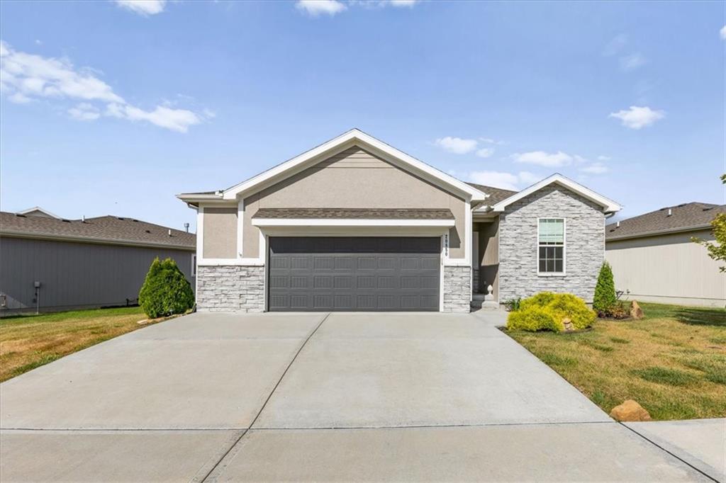20850 W 190th Place Property Photo 1