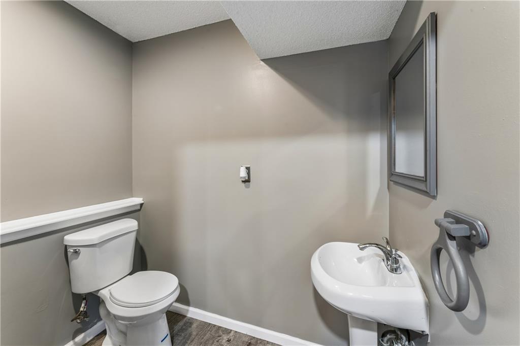 309 Ne Brookwood Drive Property Photo 42