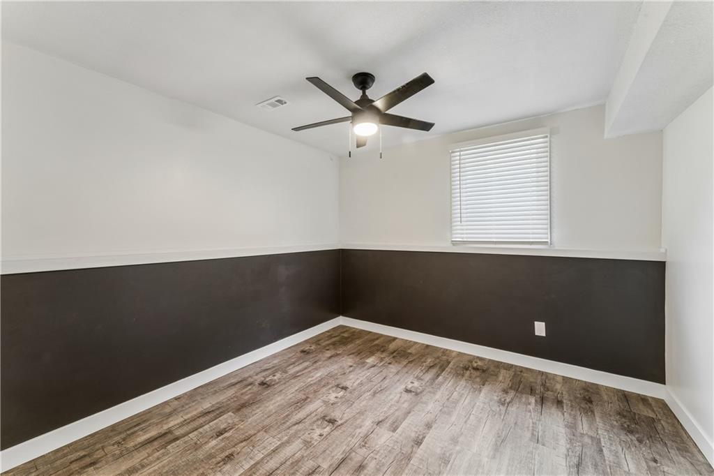 309 Ne Brookwood Drive Property Photo 43