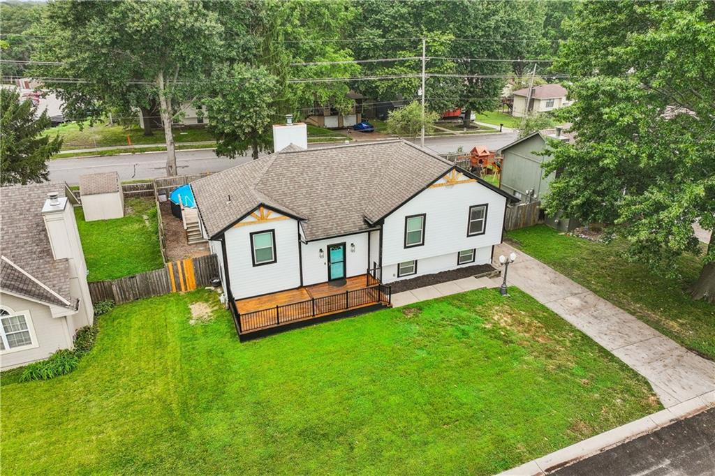 309 Ne Brookwood Drive Property Photo 47