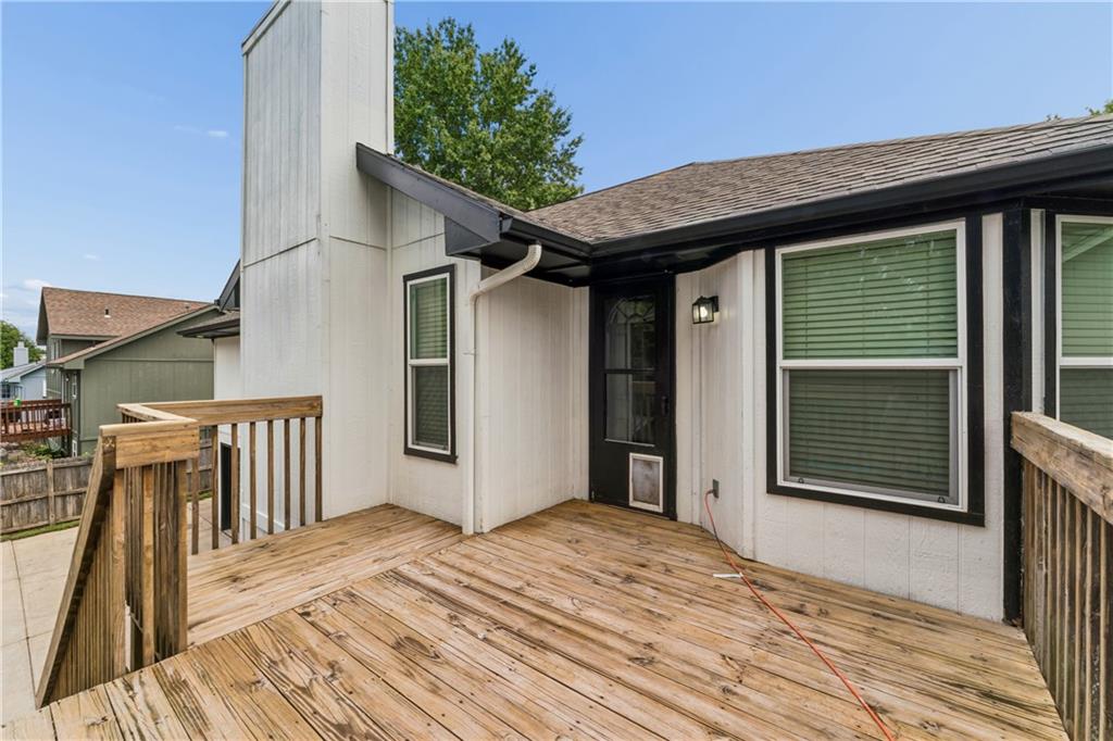 309 Ne Brookwood Drive Property Photo 58