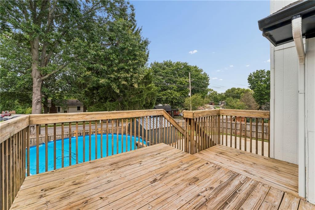 309 Ne Brookwood Drive Property Photo 59