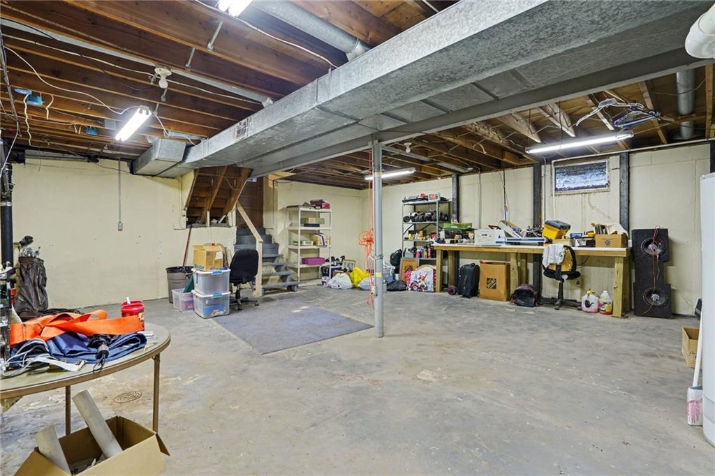701 S Sunset Drive Property Photo 16
