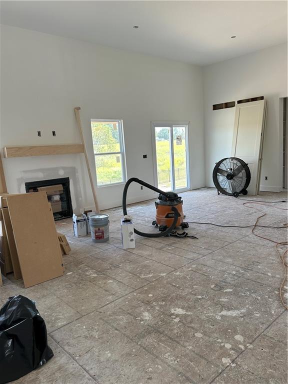463 Green Drive Property Photo 5