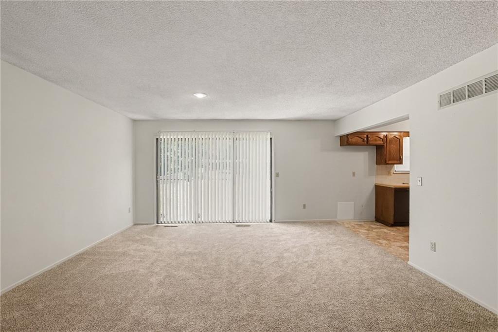 7507 Long Avenue Property Photo 6