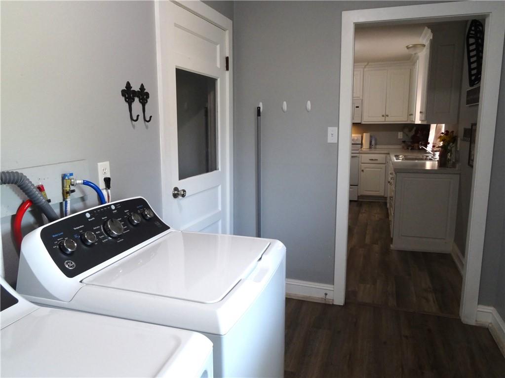 202 S Thompson Street Property Photo 37