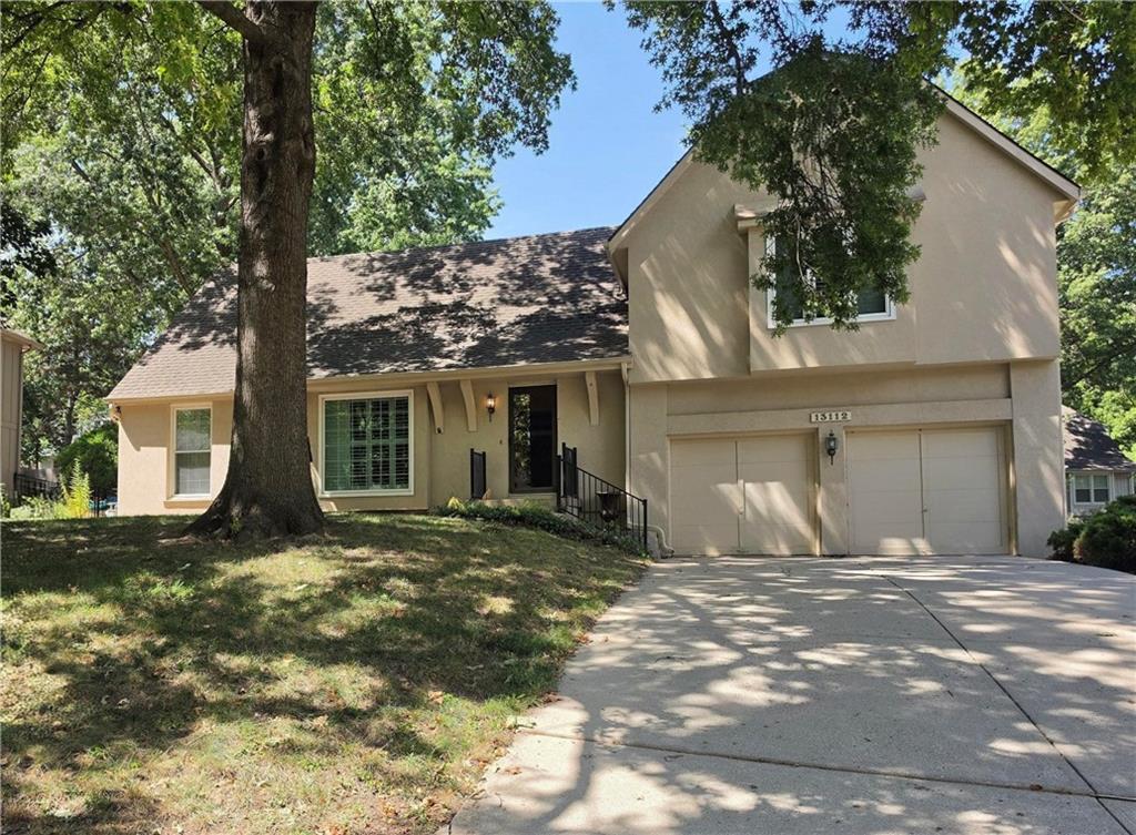 13112 W 77th Street Property Photo 1