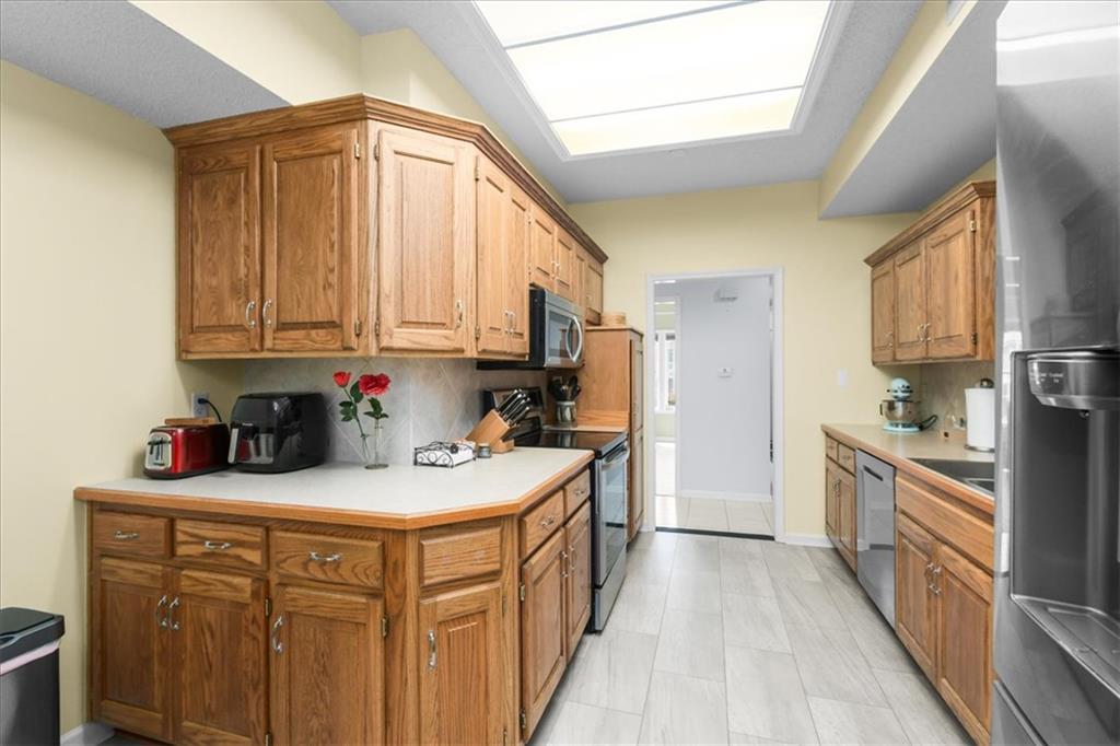 4305 S Bryant Court Property Photo 8