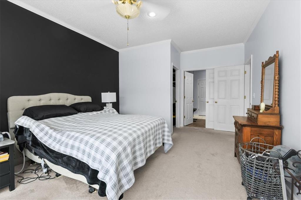 4305 S Bryant Court Property Photo 13