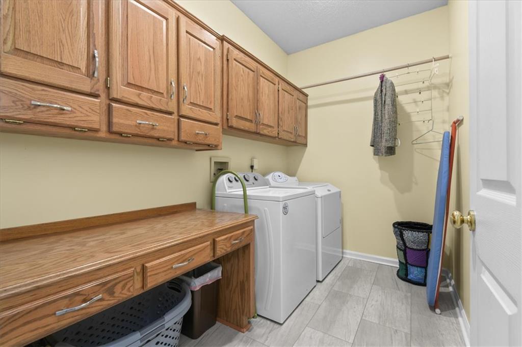 4305 S Bryant Court Property Photo 20
