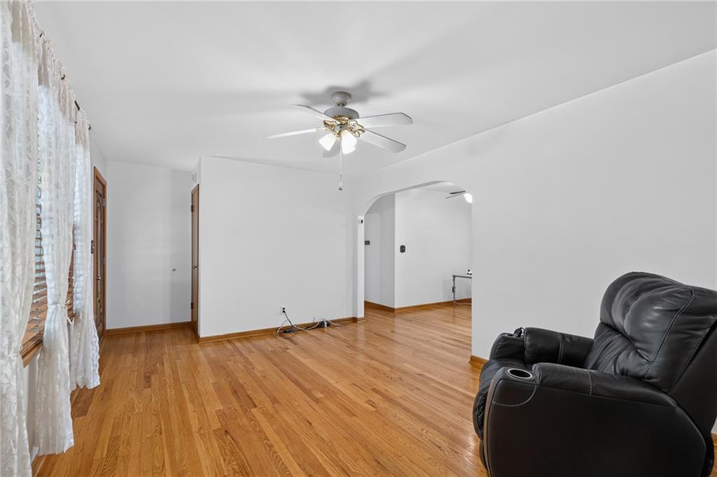 6200 Hedges Avenue Property Photo 7