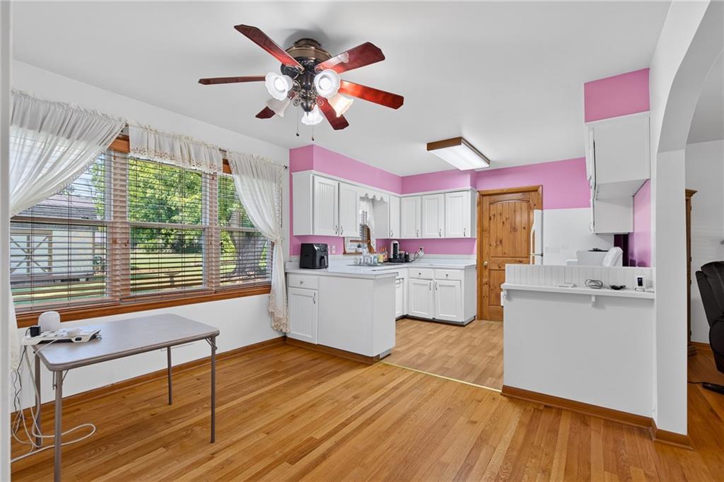 6200 Hedges Avenue Property Photo 11