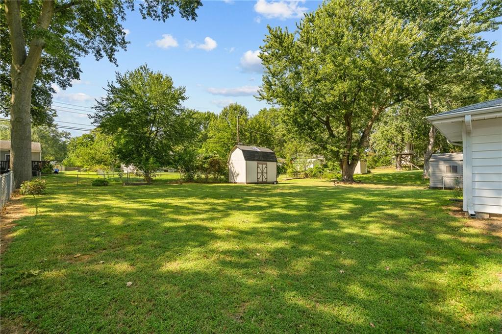 6200 Hedges Avenue Property Photo 28