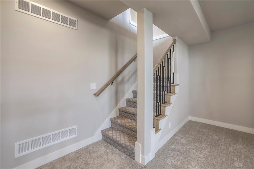 17101 W 168th Place Property Photo 31