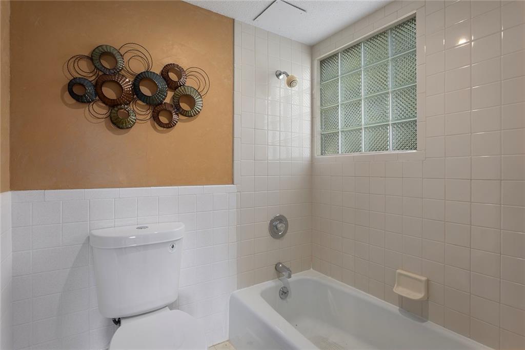 7616 Nw Eastside Drive Property Photo 25