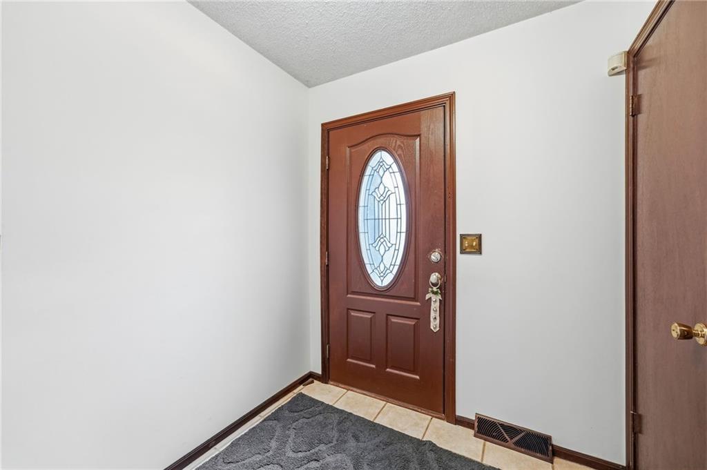 14622 Laquinta Street Property Photo 4