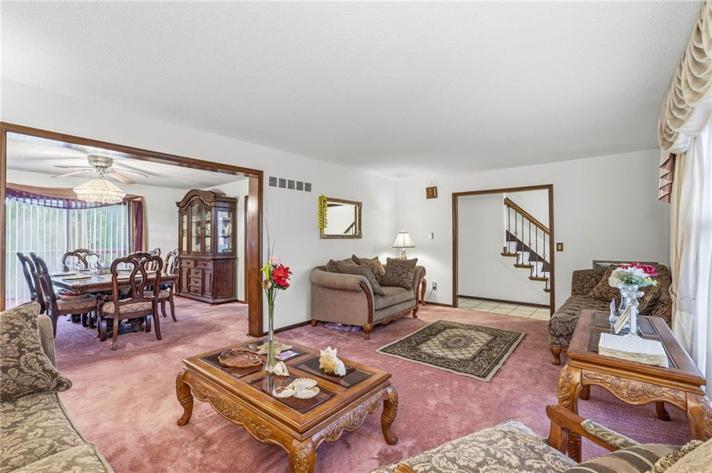 14622 Laquinta Street Property Photo 7