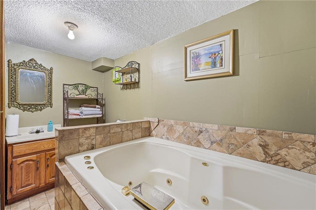 14622 Laquinta Street Property Photo 34