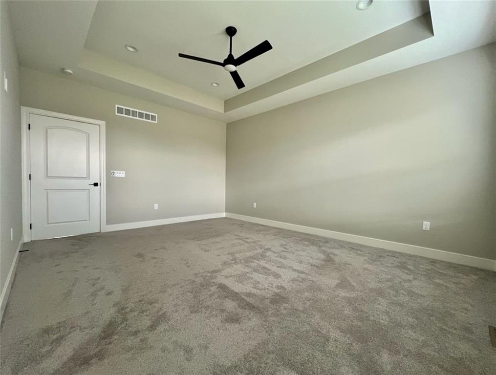 406 Stoneridge Drive Property Photo 14