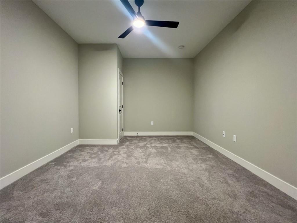 406 Stoneridge Drive Property Photo 24