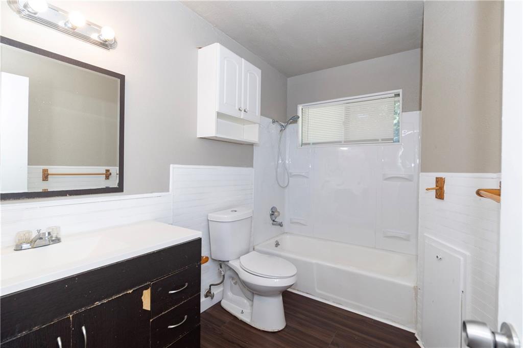 11815 Armitage Drive Property Photo 7