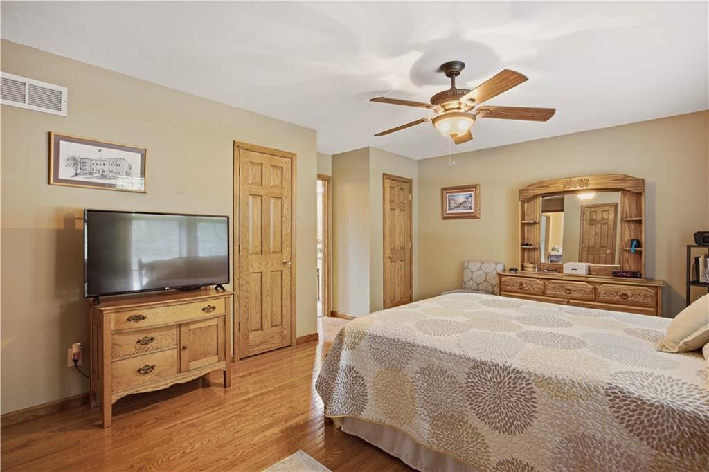 748 S Peculiar Drive Property Photo 18