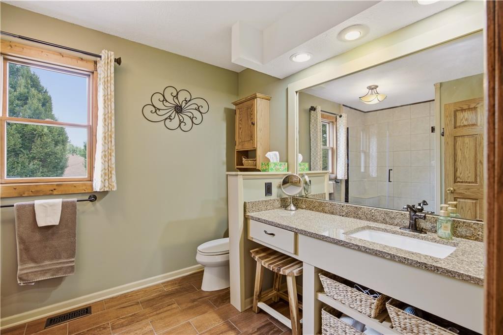 748 S Peculiar Drive Property Photo 19