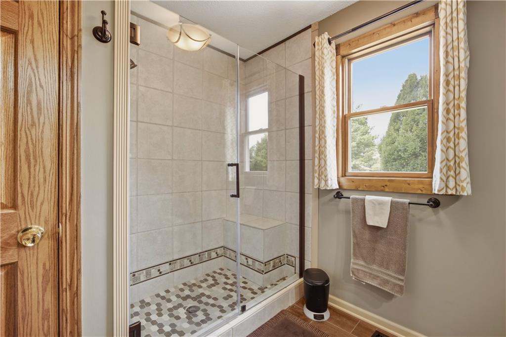 748 S Peculiar Drive Property Photo 20