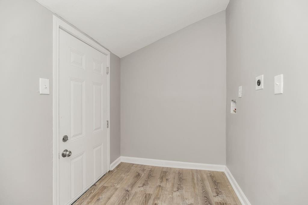 10522 E 6th Street Property Photo 14