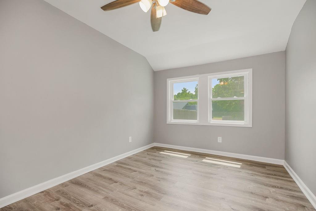 10522 E 6th Street Property Photo 16