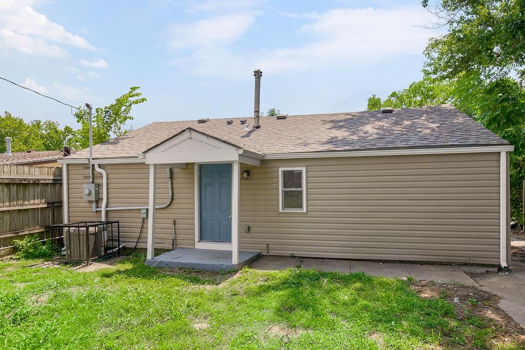 10522 E 6th Street Property Photo 25