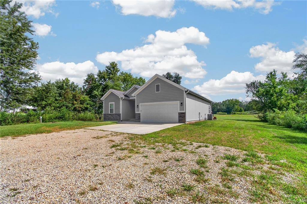 281 Sw 131st Highway Property Photo 4