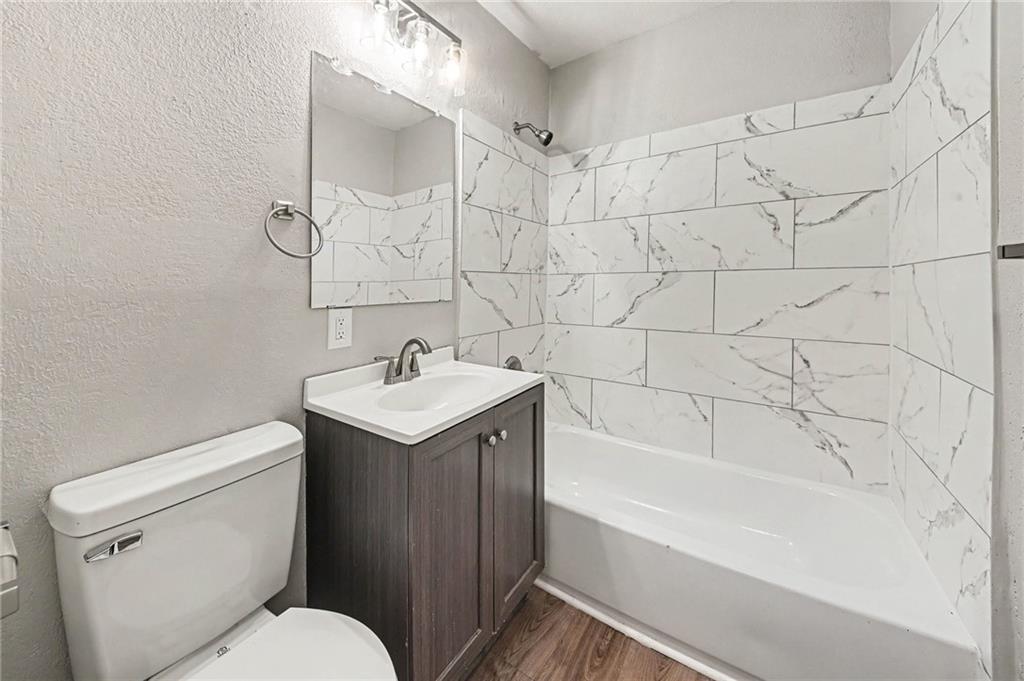 1842 E 77th Street Property Photo 14