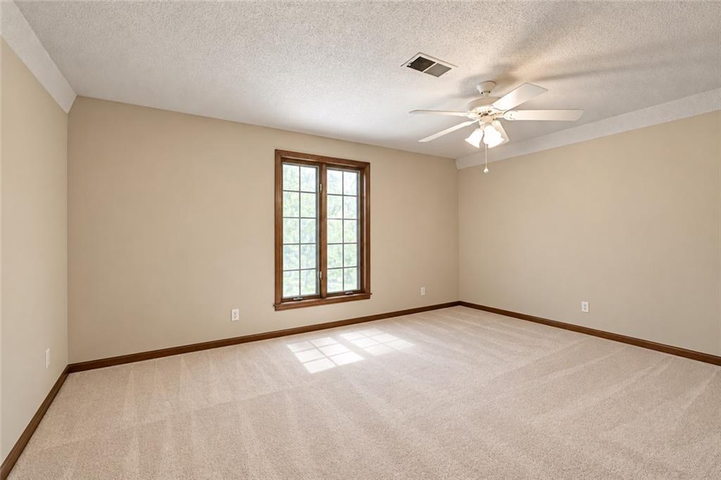 8017 W 115th Terrace Property Photo 50