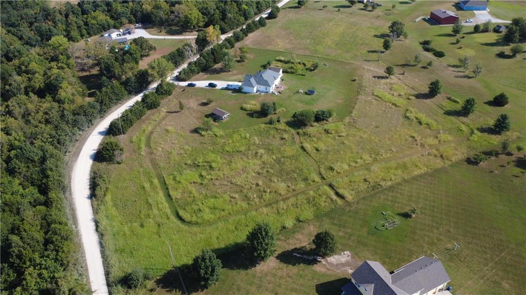 189th Street Property Photo 10