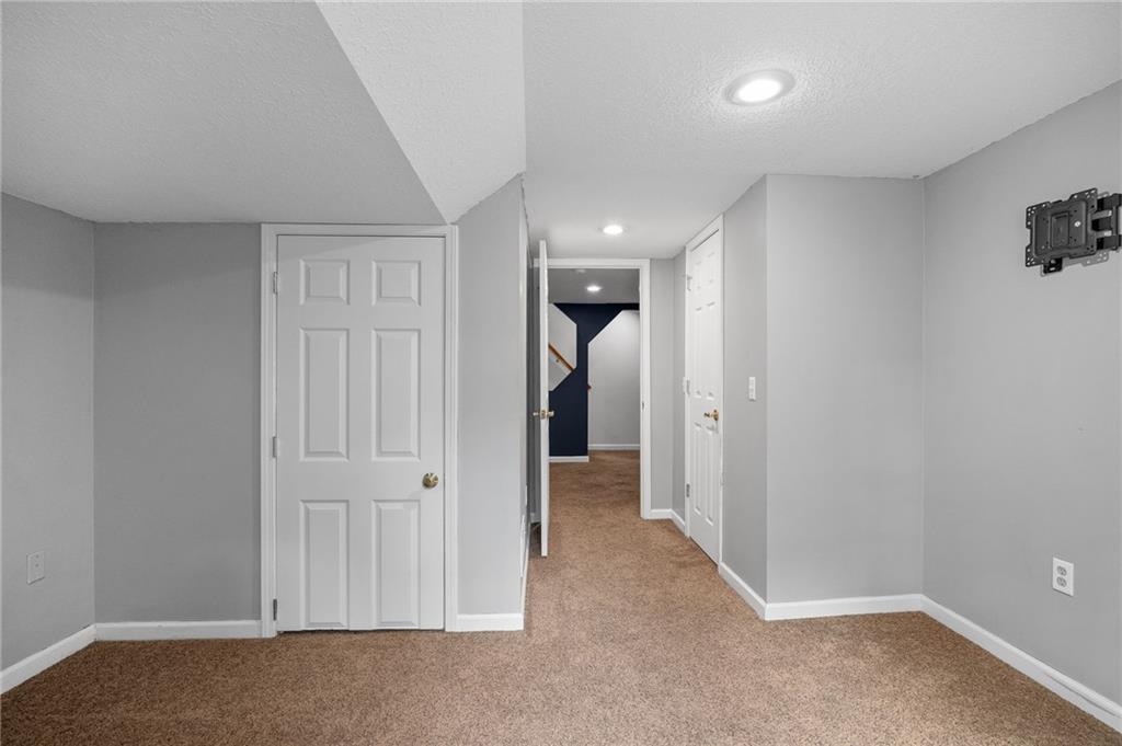 3325 Locust Street Property Photo 19