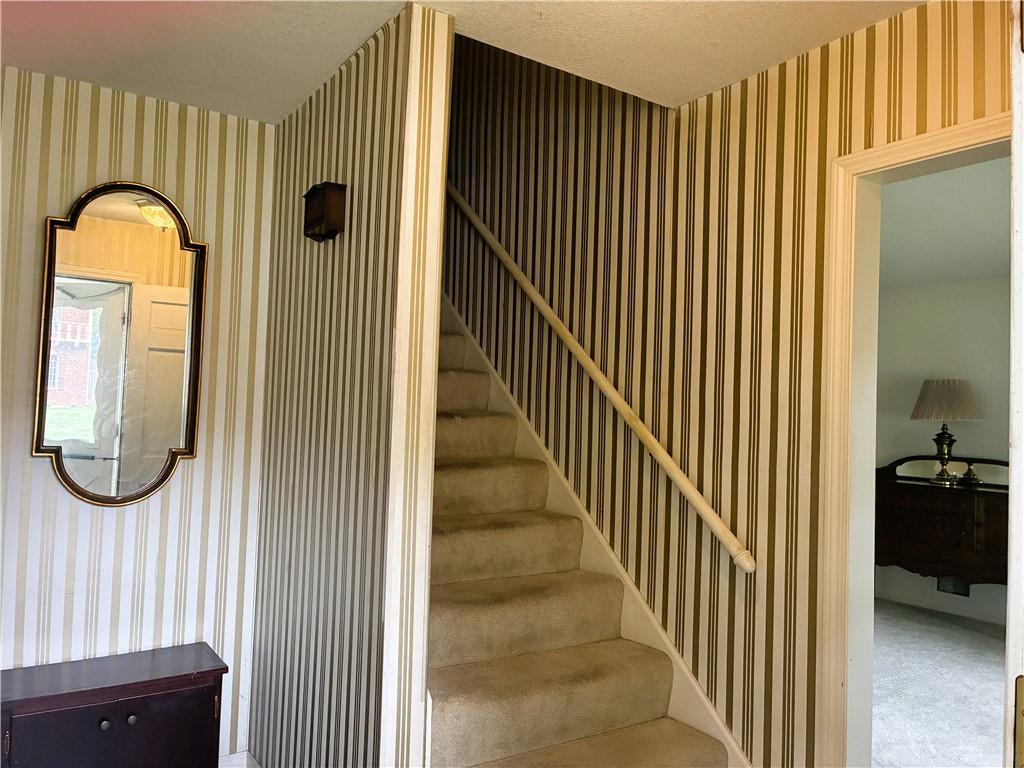 1212 Sw Horizon Drive Property Photo 2