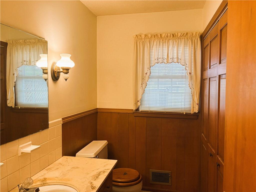 1212 Sw Horizon Drive Property Photo 6