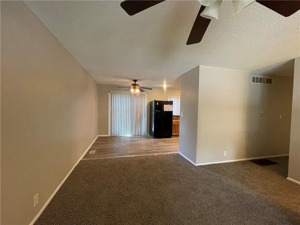 18904 E Arrowhead Drive Property Photo 3