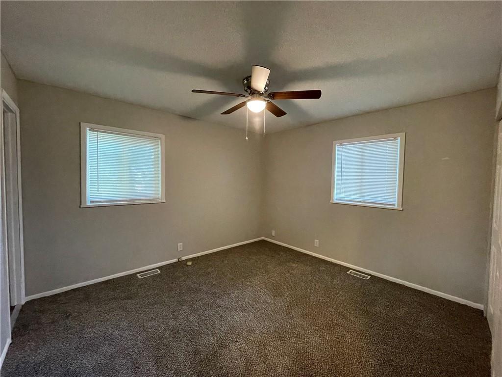 18904 E Arrowhead Drive Property Photo 8