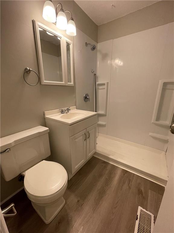18904 E Arrowhead Drive Property Photo 10