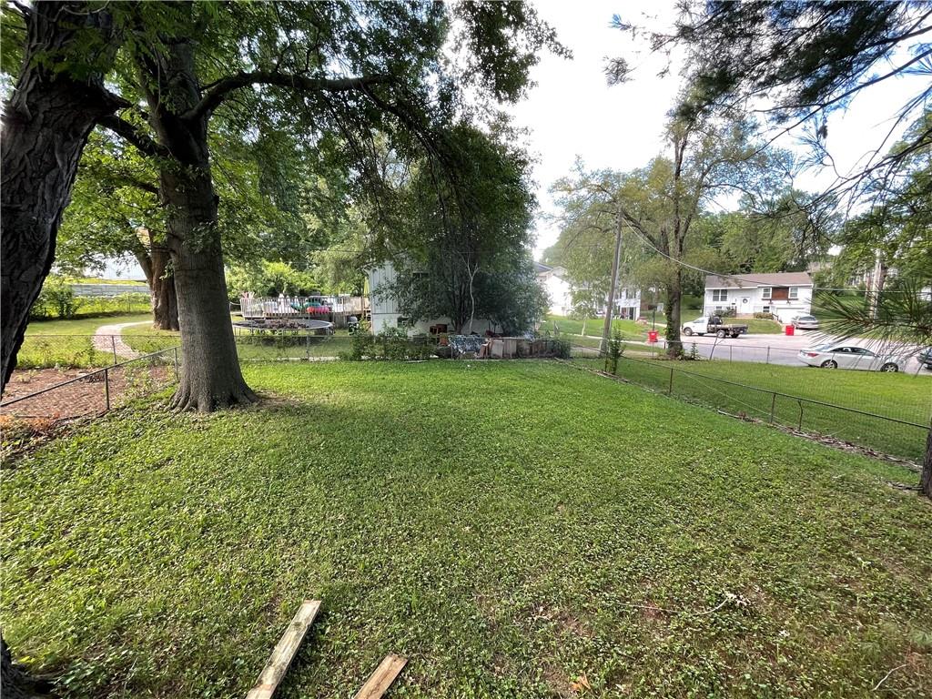 18904 E Arrowhead Drive Property Photo 17