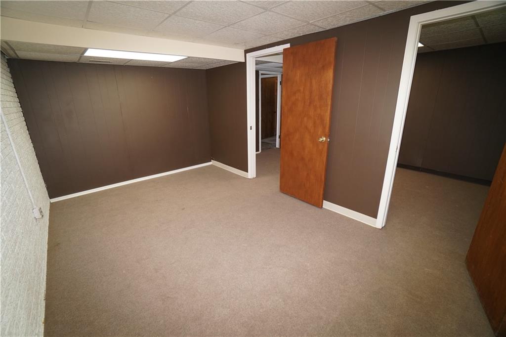 2414 S Leonard Road Property Photo 22