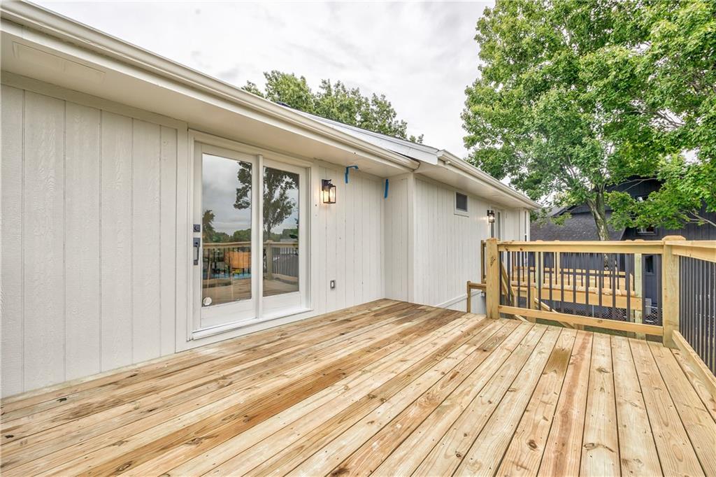 1105 Brookside Place Property Photo 29