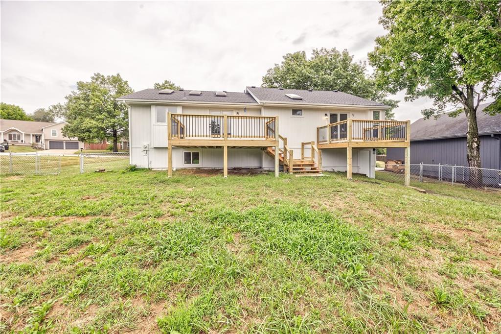 1105 Brookside Place Property Photo 31