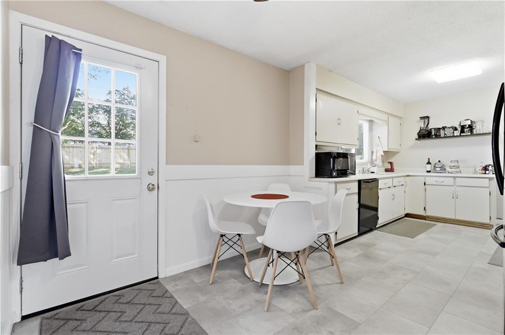 5914 N Park Avenue Property Photo 11