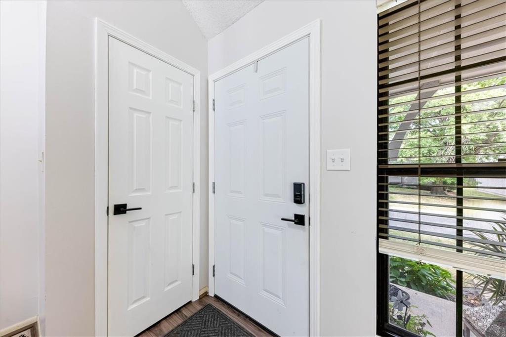 12738 W 108th Street Property Photo 4