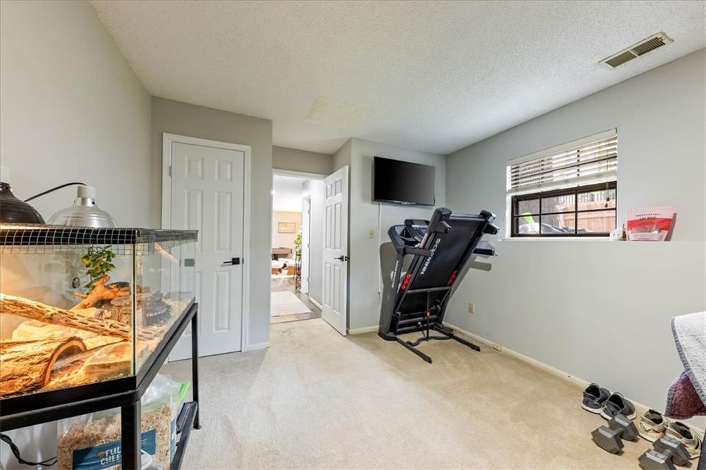 12738 W 108th Street Property Photo 25