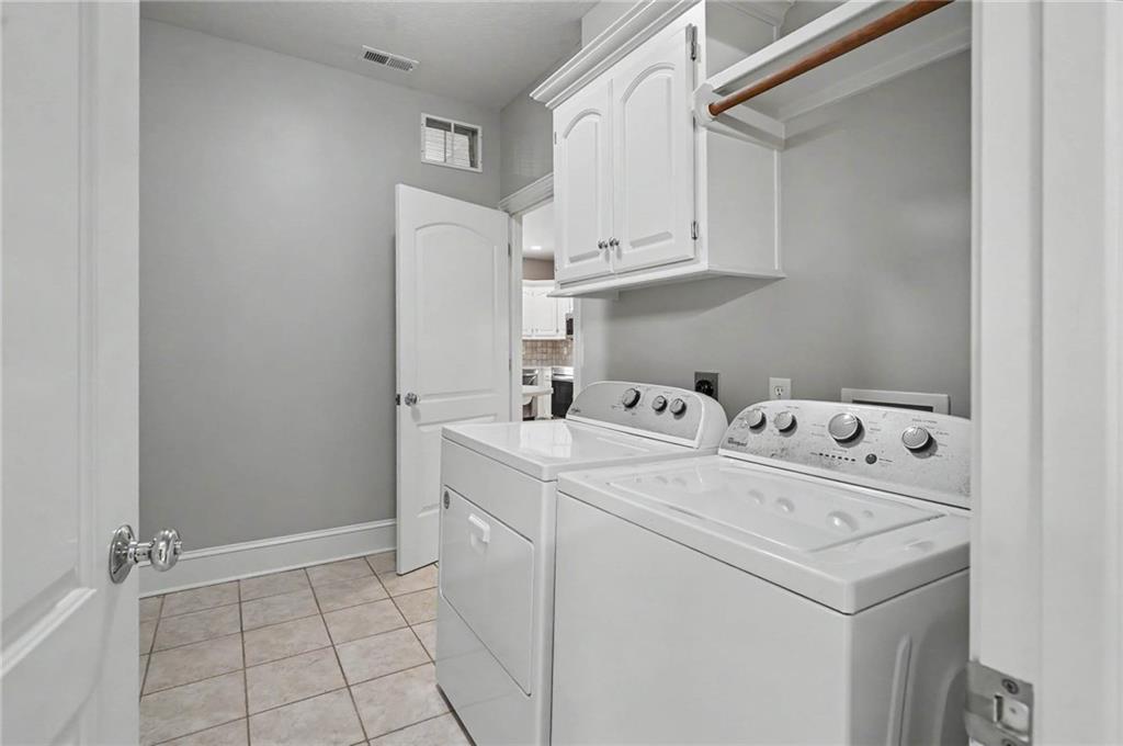 5933 Longleaf Circle Property Photo 26