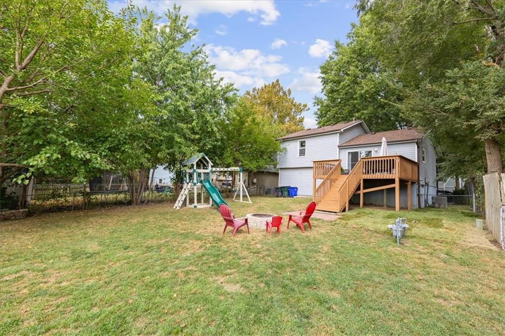 611 E Welston Avenue Property Photo 28